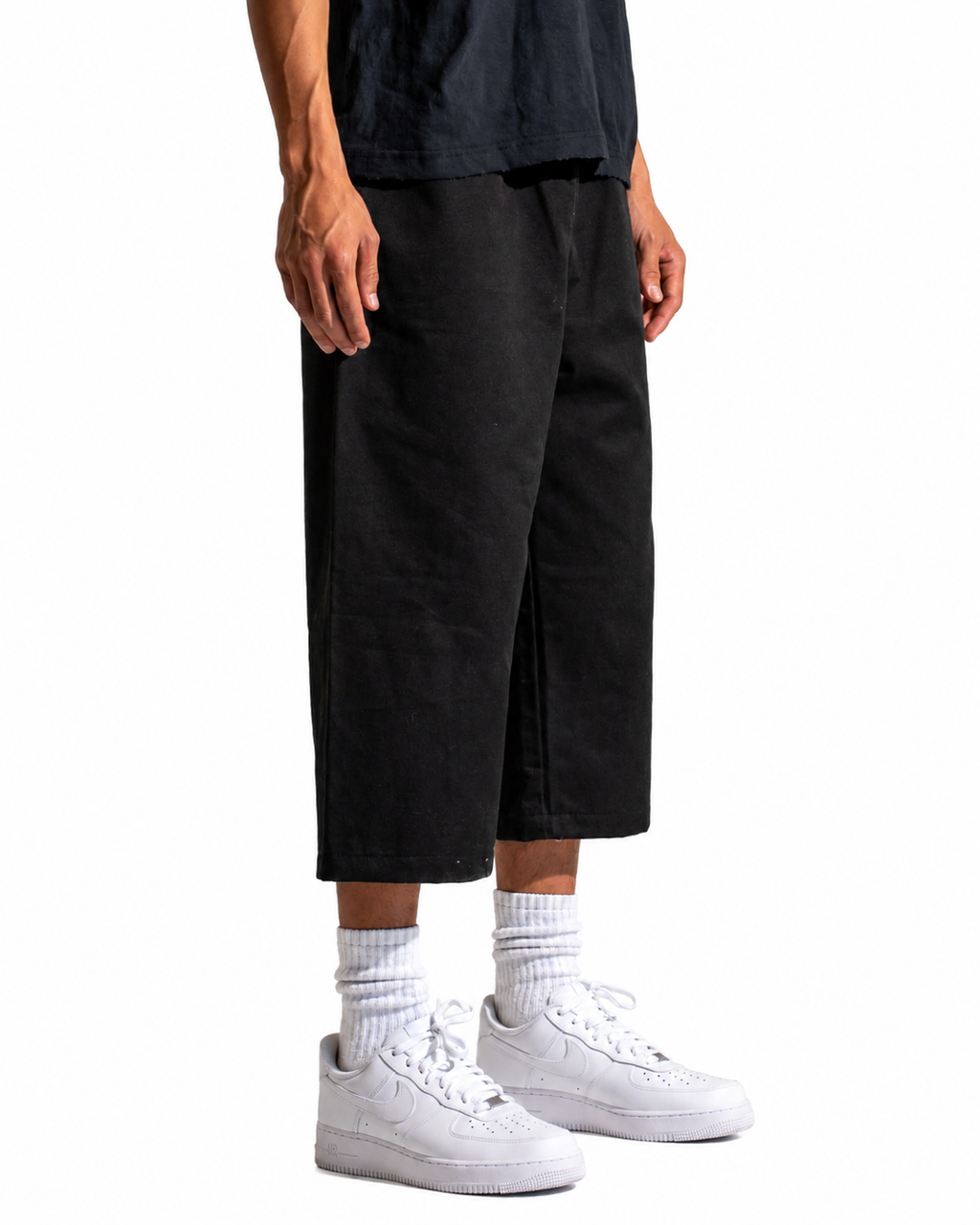 Mint Crew 3/4 Capri Easy Pants (Black)